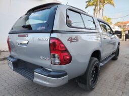 TOYOTA HILUX DOUBLE CAB – WITH CANOPY