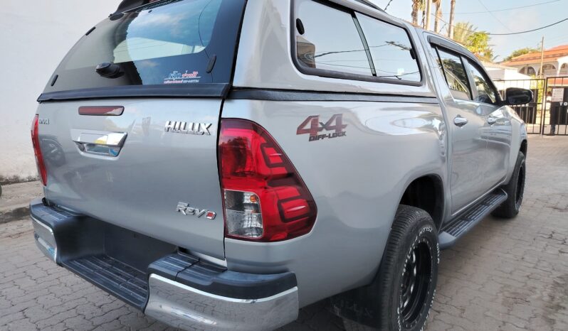 
								TOYOTA HILUX DOUBLE CAB – WITH CANOPY full									